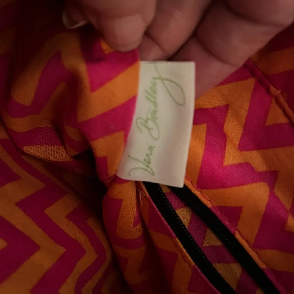 Vera Bradley Ziggy Zinnia *RETIRED* Trapeze Pink and Orange Floral Tote Bag
